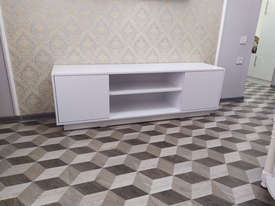 Продаётся полка -тумба под телевизор