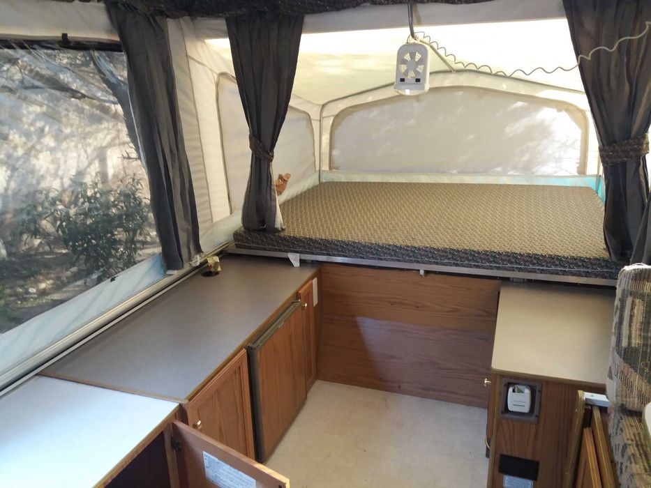 ПРОМОЦИЯлв!pop-up  Сгъваема каравана -ремарке с твърд покрив Starcraft