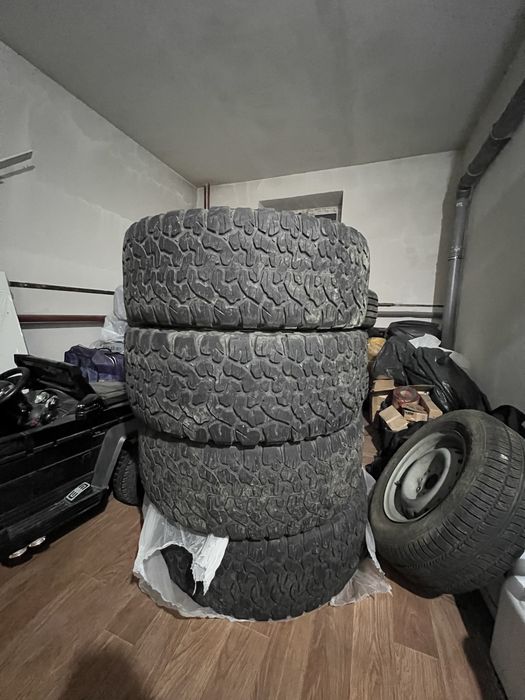 Продам 4 балона bf goodrich