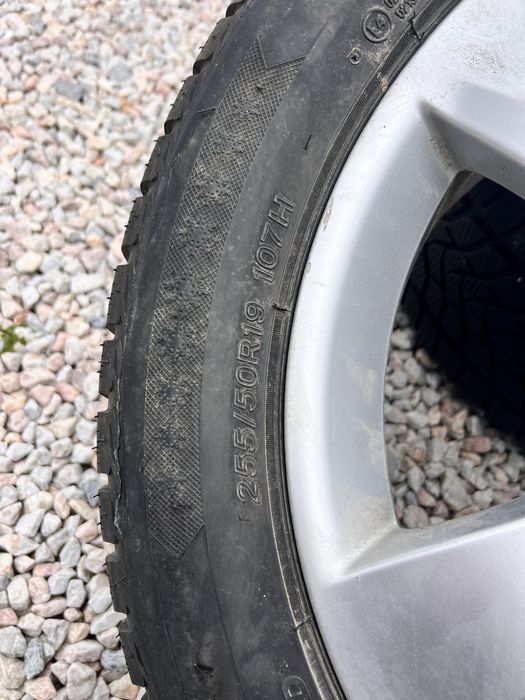 Гуми с джанти за ML 255/50/19