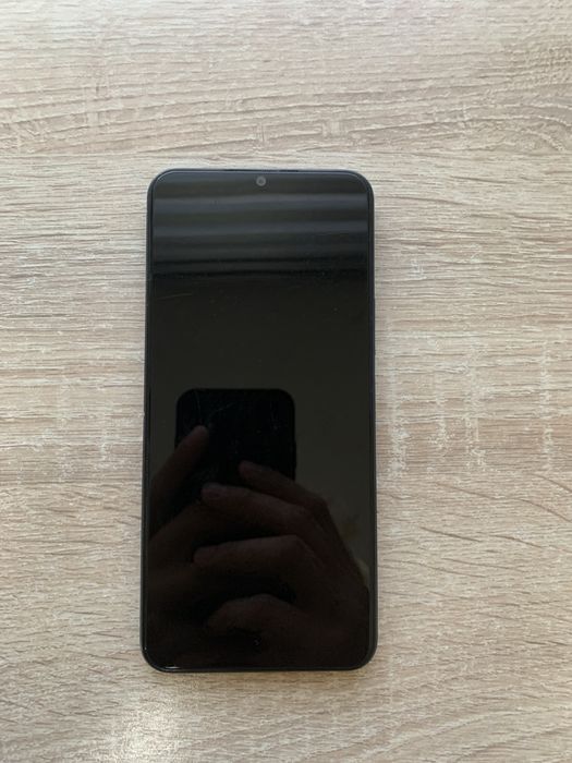 Телофон Vivo y22