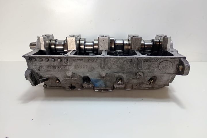 Chiulasa cu ax came 038103373R Volkswagen VW Passat B5.5 (facelift)