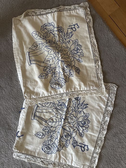 Husa fata perna, perina, vechi de mana, decorativ nou