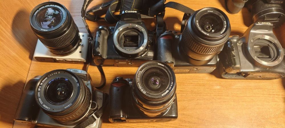 Продам зеркальные фотоаппараты