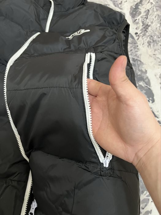 Nike безрукавка