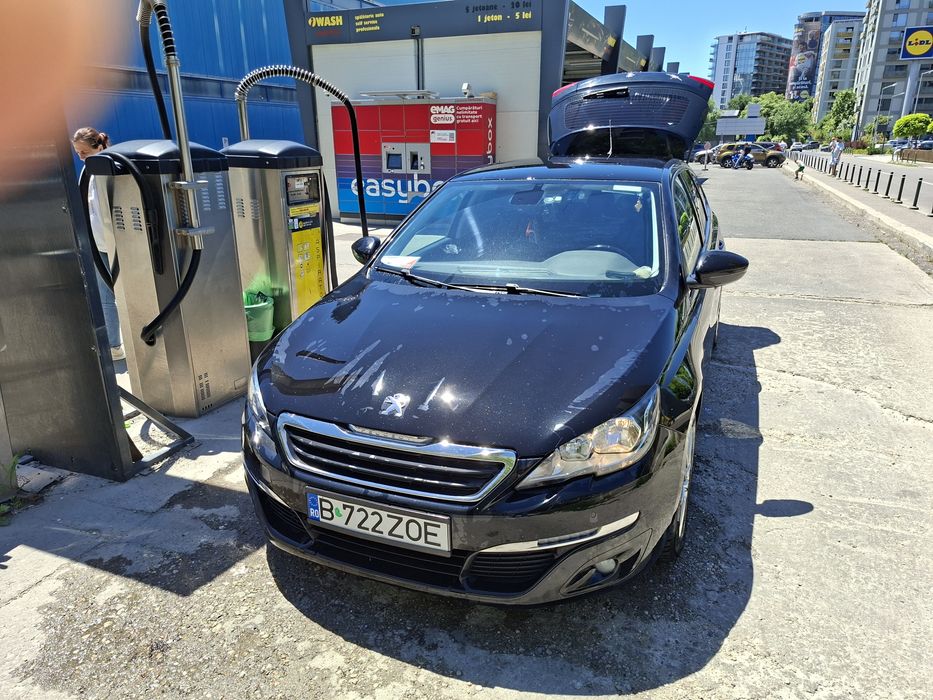 PEUGEOT 308 2015