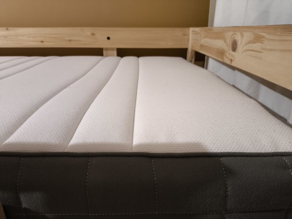 Продам матрас Икеа дёшево!
