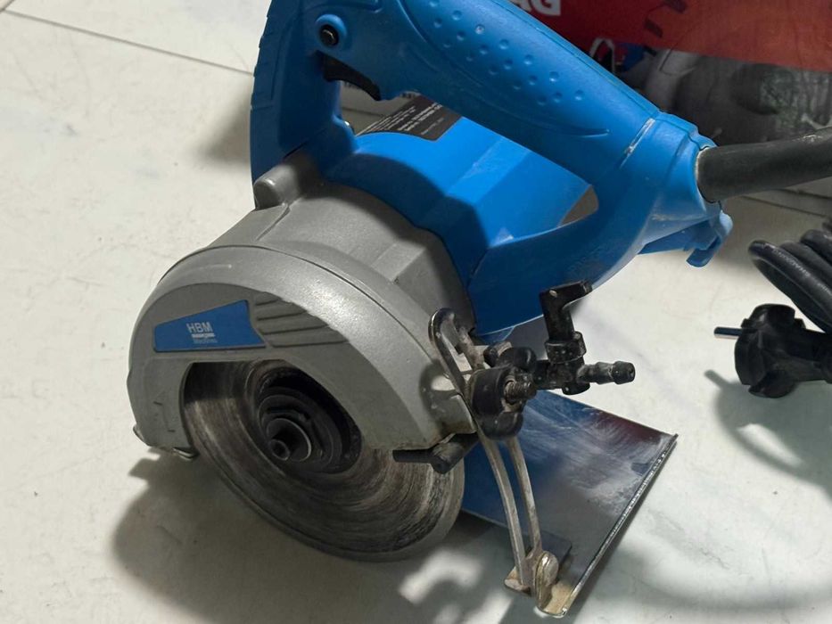 Ръчен циркуляр за рязане на плочки HBM 56279, 1400 W, 125 мм