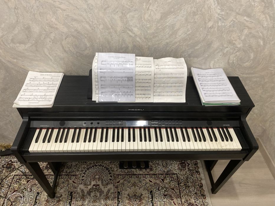 Цифровое пианино Medeli