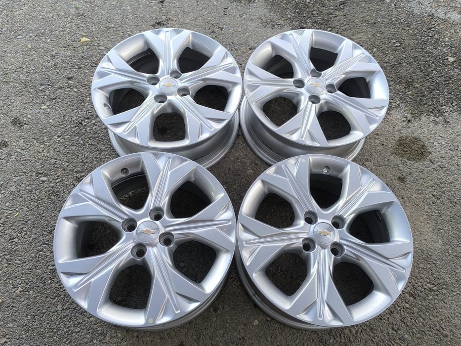 Диски на Chevrolet onix R16