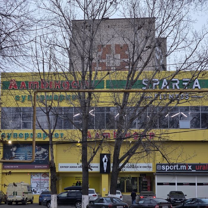 Сдам центре Зигзаг 2х комн