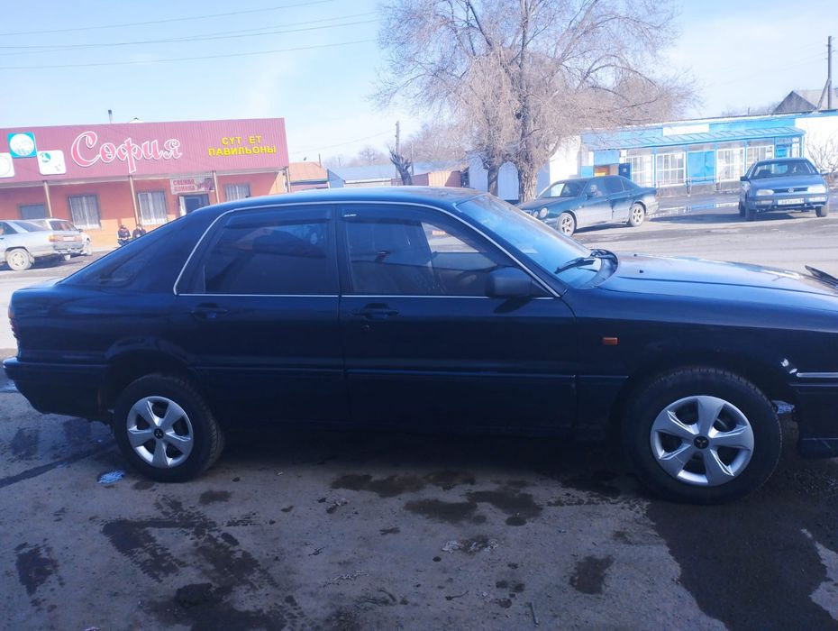 Продам Mitsubishi Gallant автомат