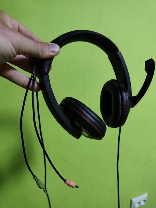 Геймерская игровая гарнитура наушники с микрофоном