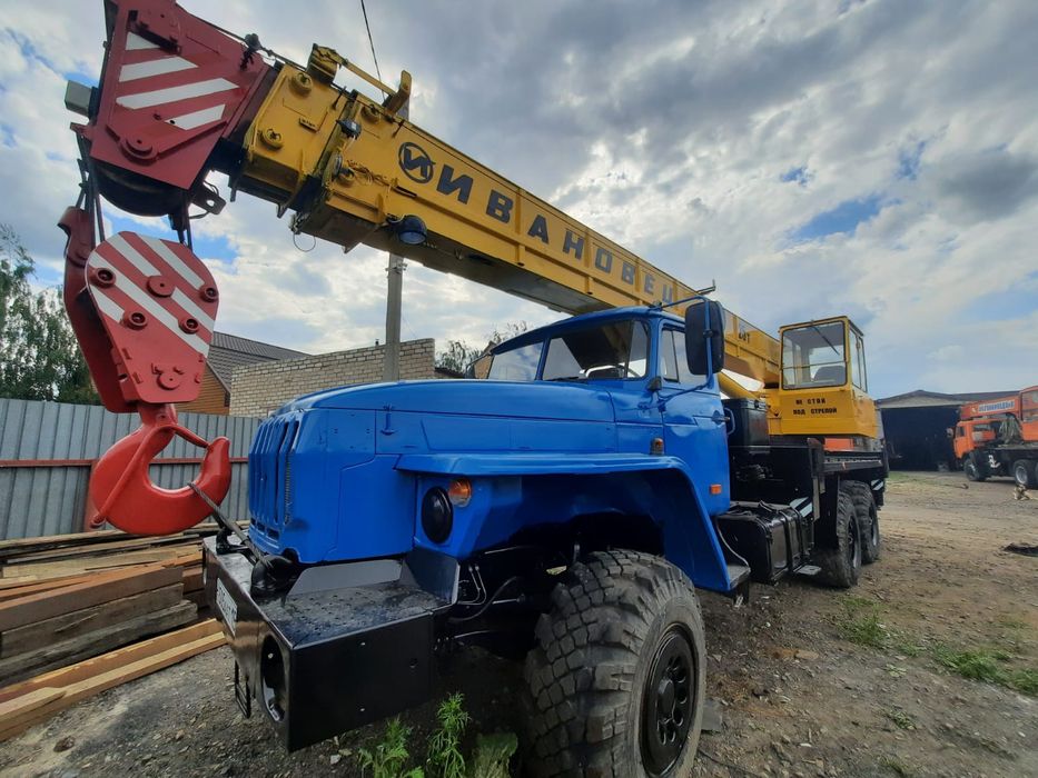 Автокраны, трал...