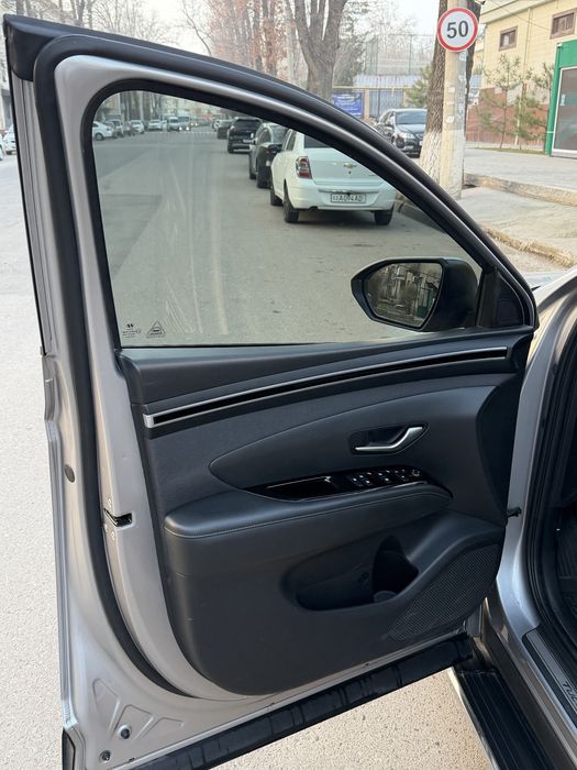 Hyundai Tucson kraska toza 4x4 polni privid