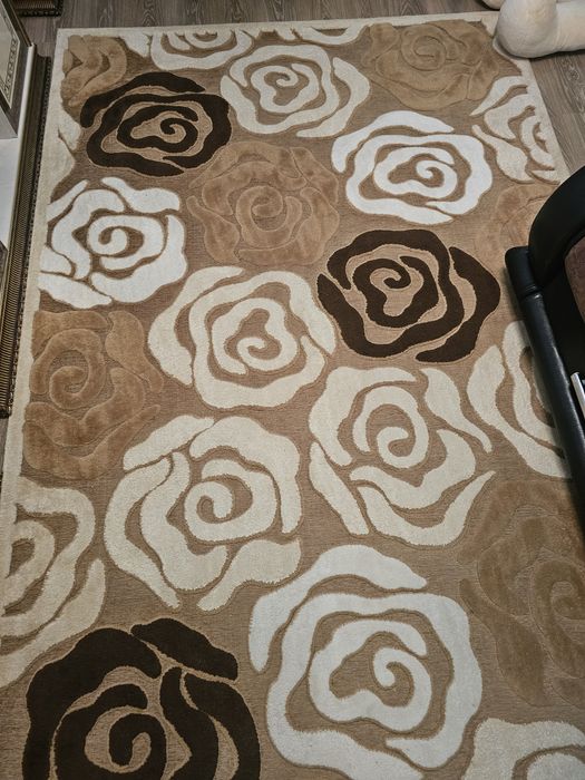 Продам ковёр 2×3