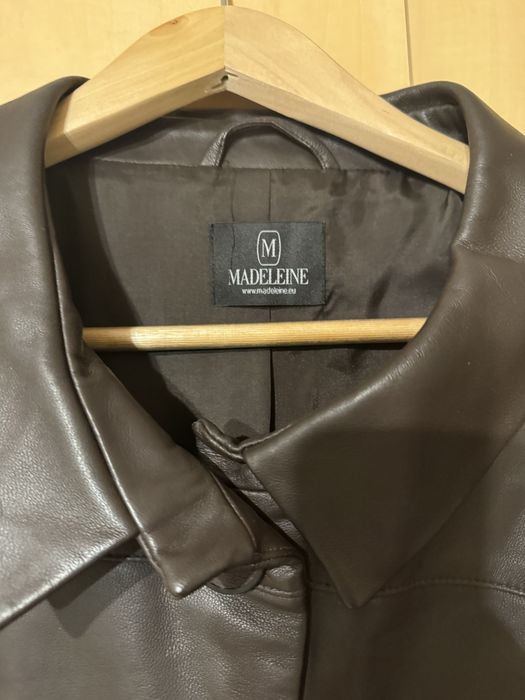 Pardesiu din piele naturala , marca Madeleine