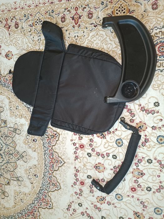 Коляска и детские вещи