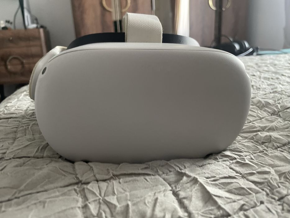 Casti VR in stare perfecta accesorii incluse