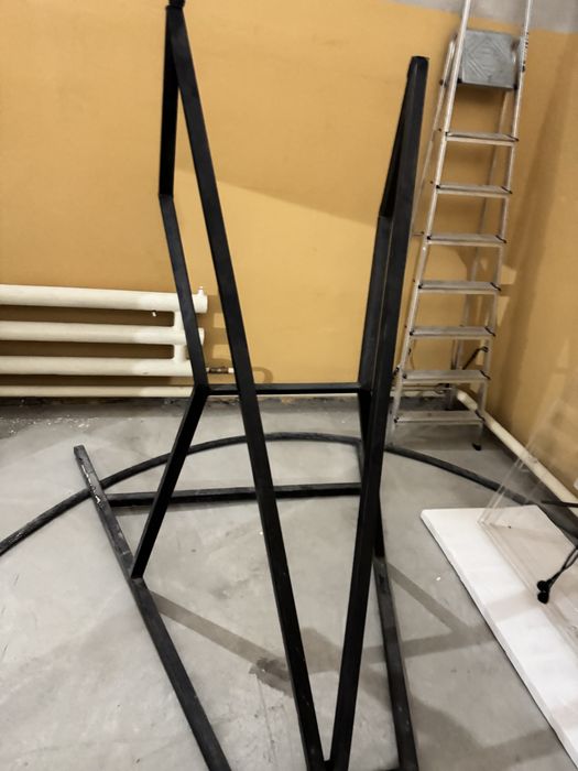 Продам проекционный экран