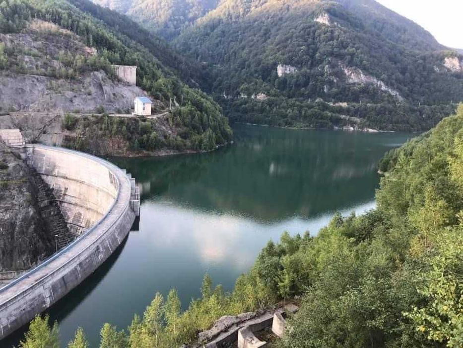 De vanzare casa in apropriere de Lacul Baraj Rusca Teregova,