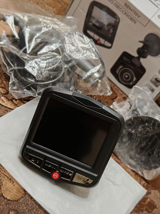 Чисто нов видеорегистратор за автомобил