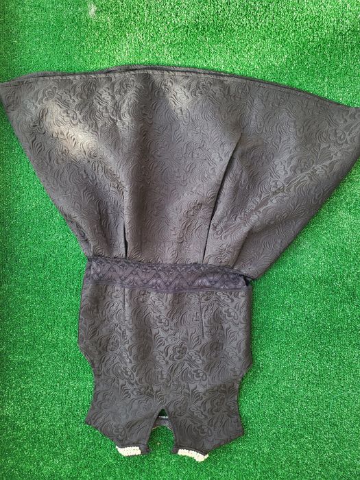 Черна вечерна рокля