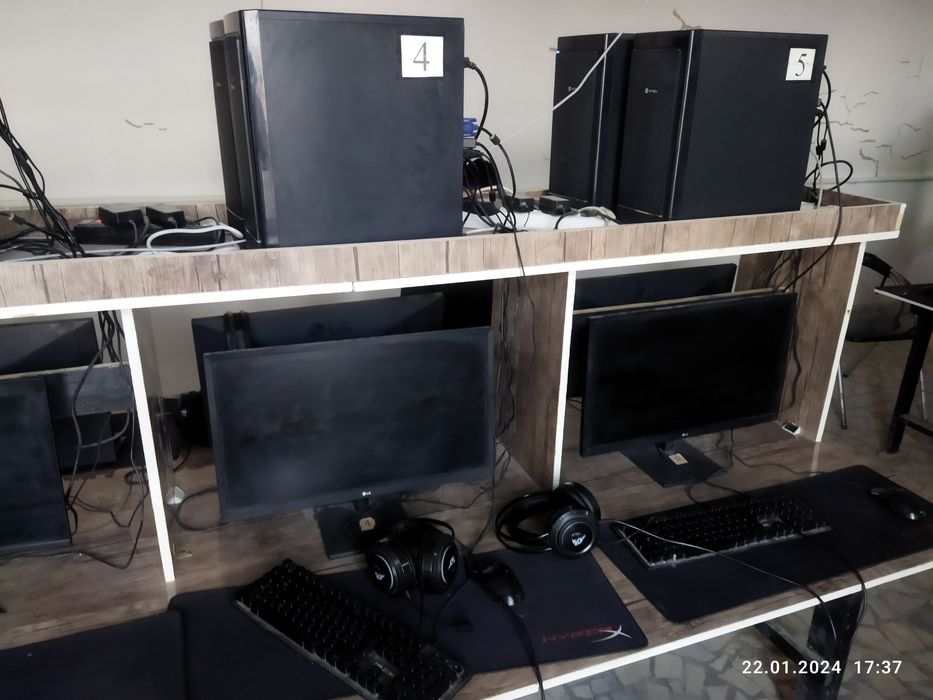Sroshno 10 kompyuter satiladi 25 mln qaytimi bar, mebel qosip beriledi