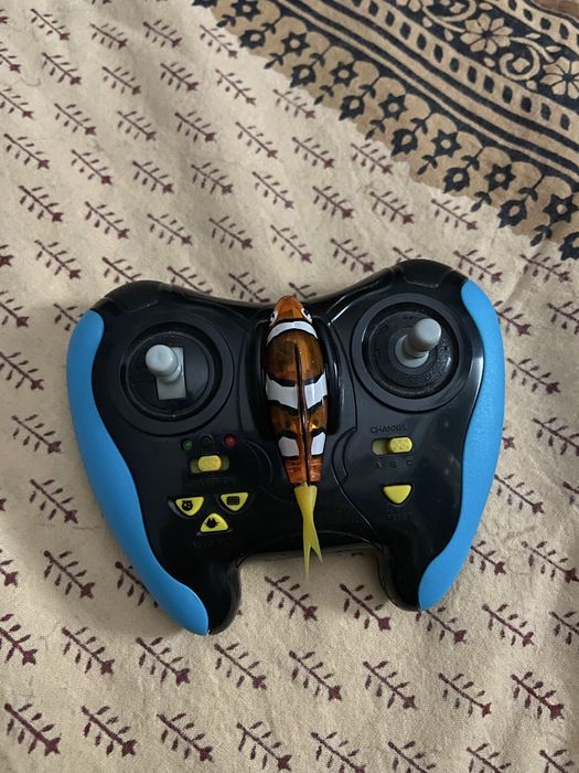 Robo fish с дистанционно / плуваща рибка с дистанционно управление