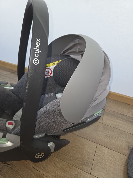 Scoica Cybex cloud T platinum