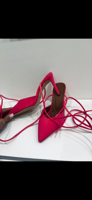 Новая туфли 39 размер