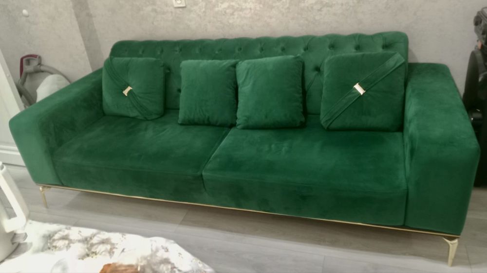 Продам диван в отличном состоянии