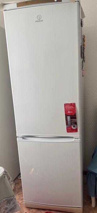 Холодильник INDESIT