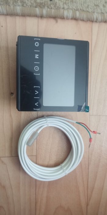 Комнатный термостат