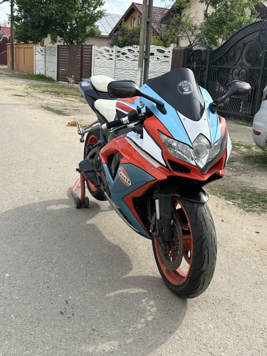 Suzuki gsx-r 750