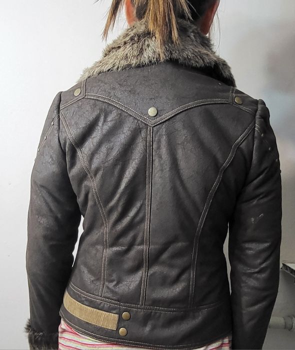 Продам весеннюю дублёнки/пальто