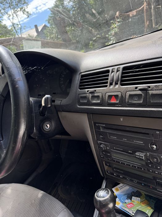 Volkswagen Bora 2003