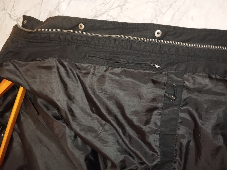 Продам Ветровку.