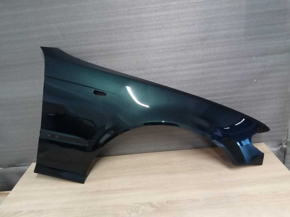 Aripa Fata Dreapta BMW E46 FSL An 2002-2005 (Verde)