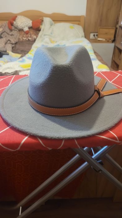 Pălărie damă elegantă