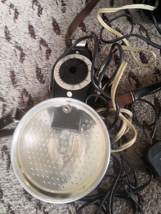 Светкавица Чайка за фотоапарат и статив