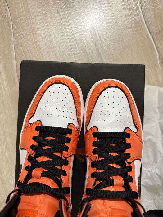 Jordan 1 MID SE Orange Turf - 43