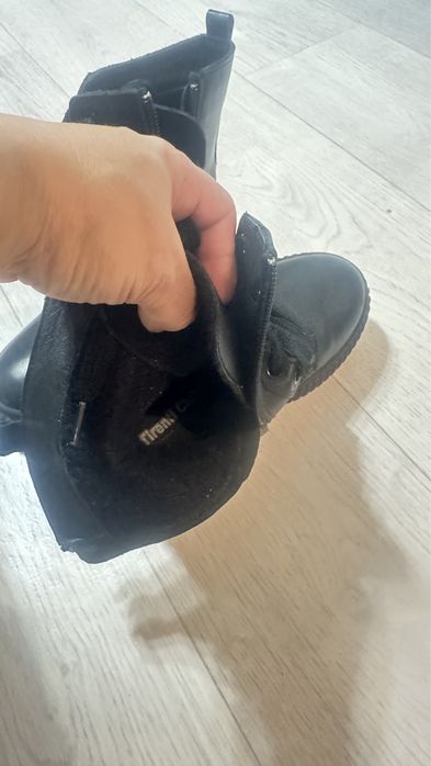 Ботинки для девочки