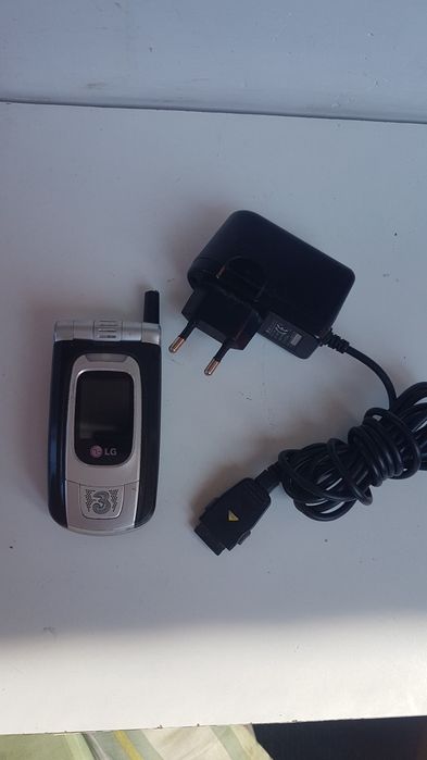 Telefoane LG 8130 si LG 8330