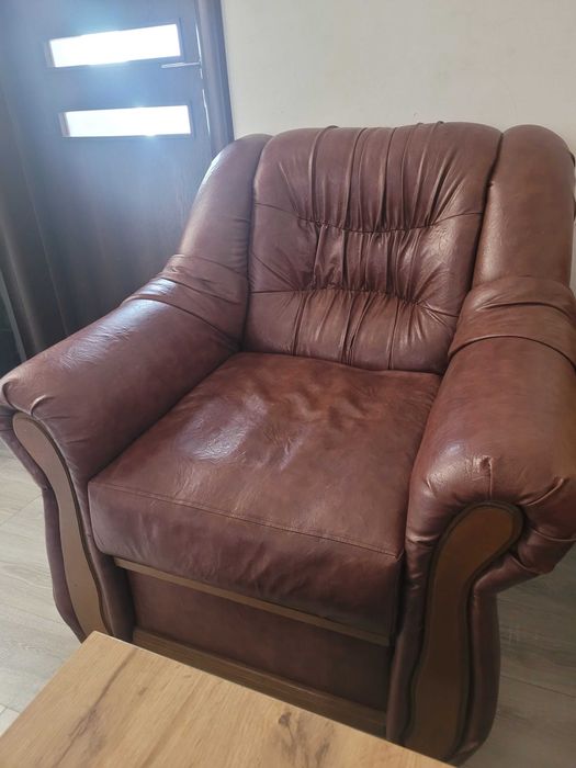 Set canapea+doua fotolii stare foarte bună