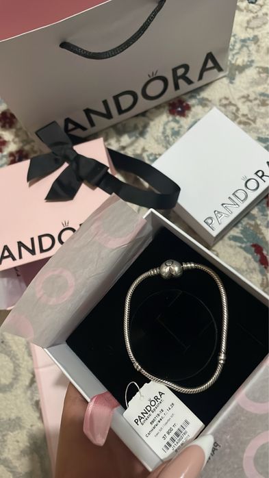 Оригинал браслет пондора покупала 5 месяцев назад,рабочий браслет