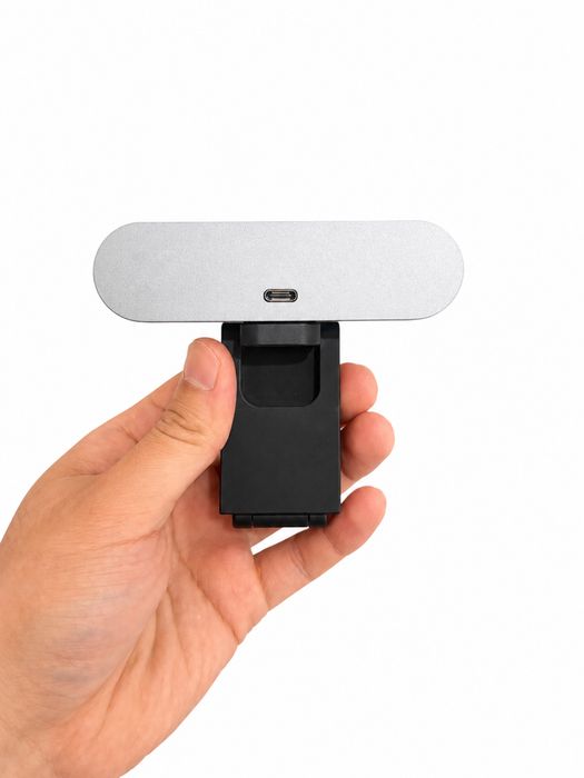 Logitech Brio 4K webcam sotiladi.