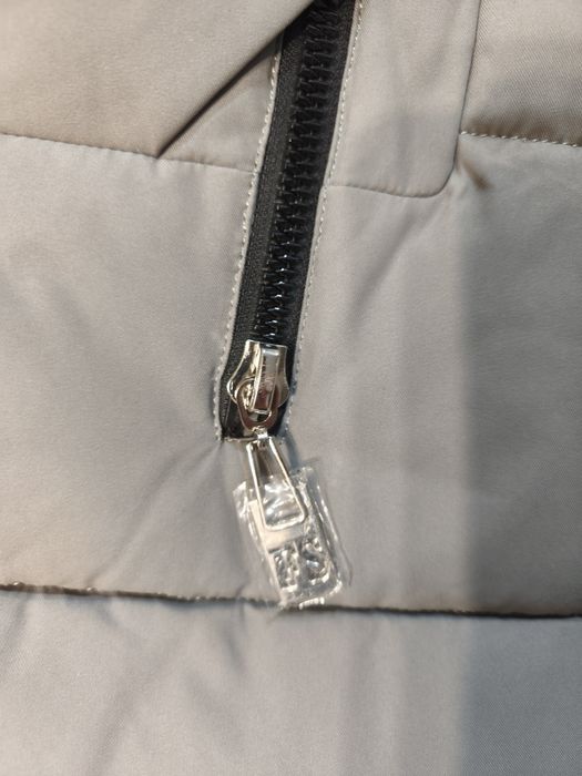 Утепленная куртка новая