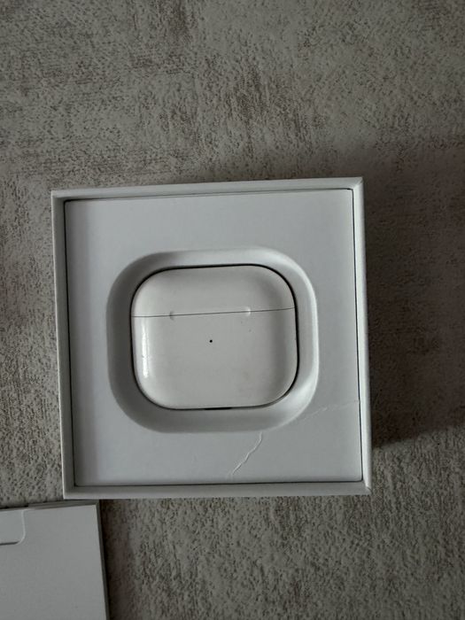 AirPods (3rd generation)