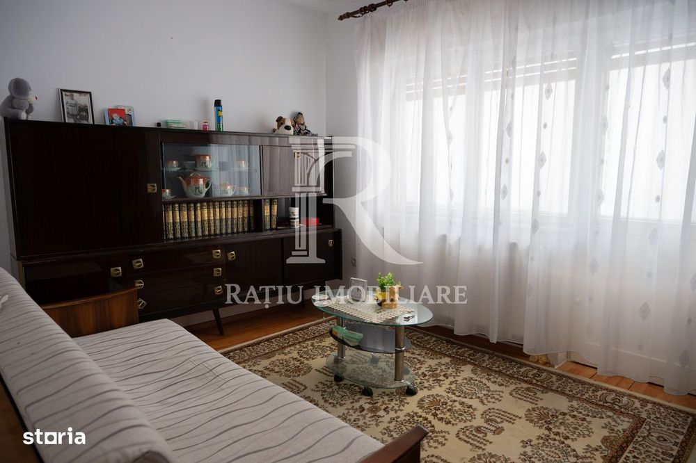 Apartament de colecție în centrul Marghitei | 4 camere | Garaj inclus